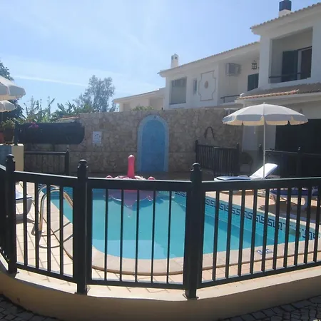 Вилла Vivenda Catarina With Private Pool Албуфейра